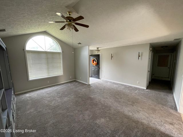 1113 Tara Way, Lawrenceburg, KY 40342