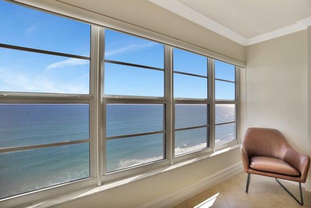 1021 Hillsboro Mile 1108, Hillsboro Beach, FL 33062