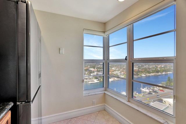 1021 Hillsboro Mile 1108, Hillsboro Beach, FL 33062