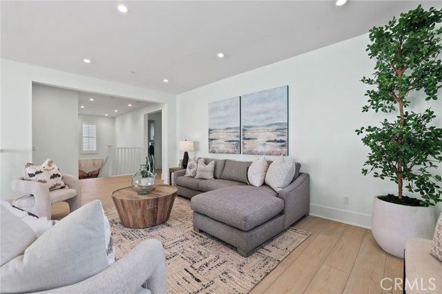 107 Orbit, Irvine, CA 92618