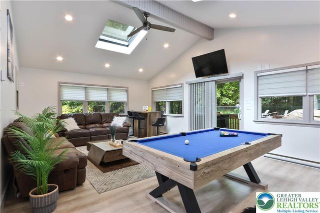 271 North Shore Drive, Tunkhannock Twp, PA 18210