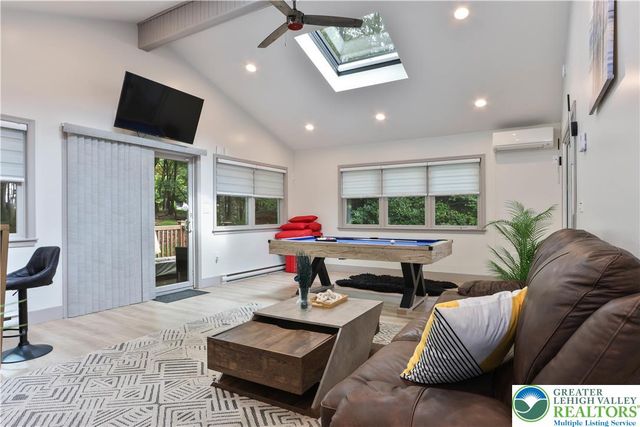 271 North Shore Drive, Tunkhannock Twp, PA 18210