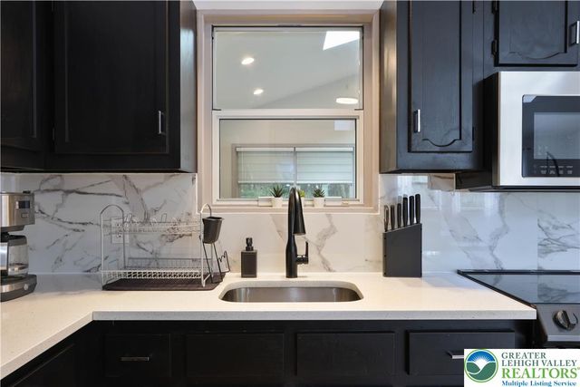 271 North Shore Drive, Tunkhannock Twp, PA 18210