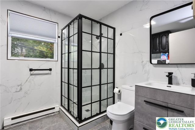 271 North Shore Drive, Tunkhannock Twp, PA 18210