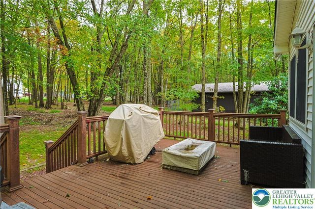 271 North Shore Drive, Tunkhannock Twp, PA 18210