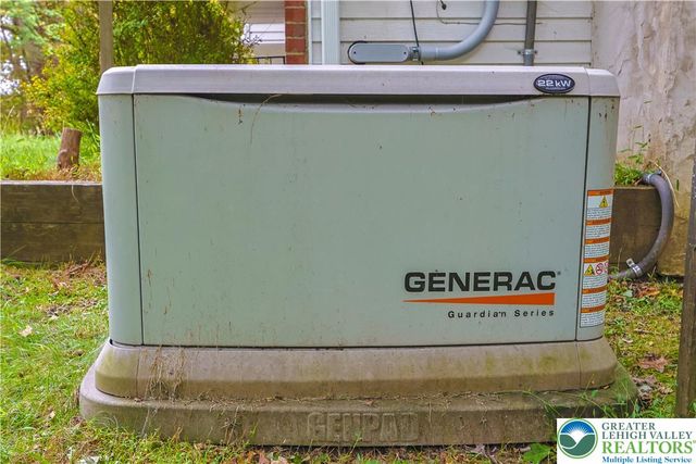 271 North Shore Drive, Tunkhannock Twp, PA 18210