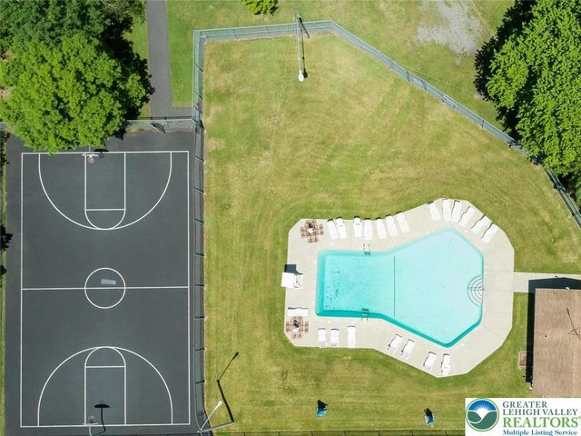 271 North Shore Drive, Tunkhannock Twp, PA 18210