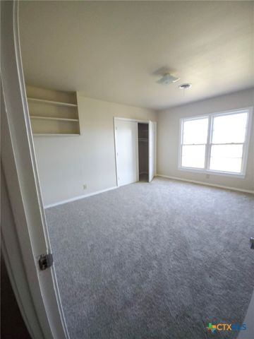 2006 N Wheeler Street, Victoria, TX 77901