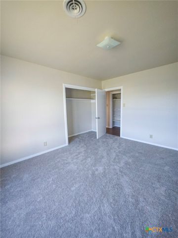 2006 N Wheeler Street, Victoria, TX 77901