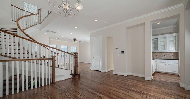 190 W Breezy Way, The Woodlands, TX 77380