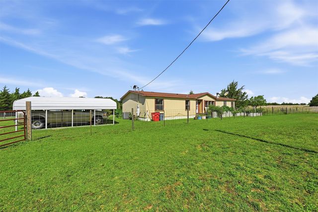 872 County Road 4244, Bonham, TX 75418