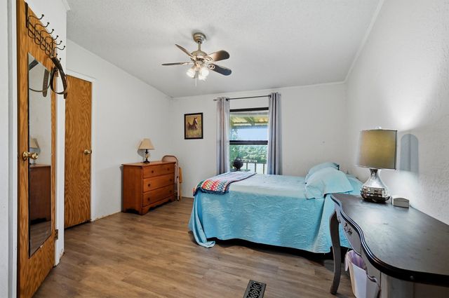 872 County Road 4244, Bonham, TX 75418