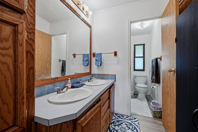 872 County Road 4244, Bonham, TX 75418