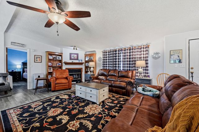 872 County Road 4244, Bonham, TX 75418