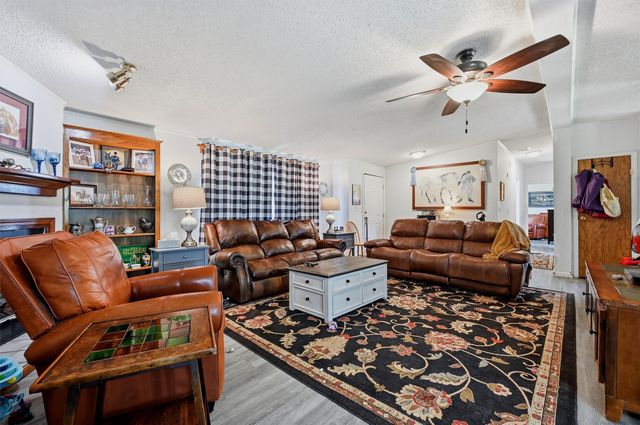 872 County Road 4244, Bonham, TX 75418