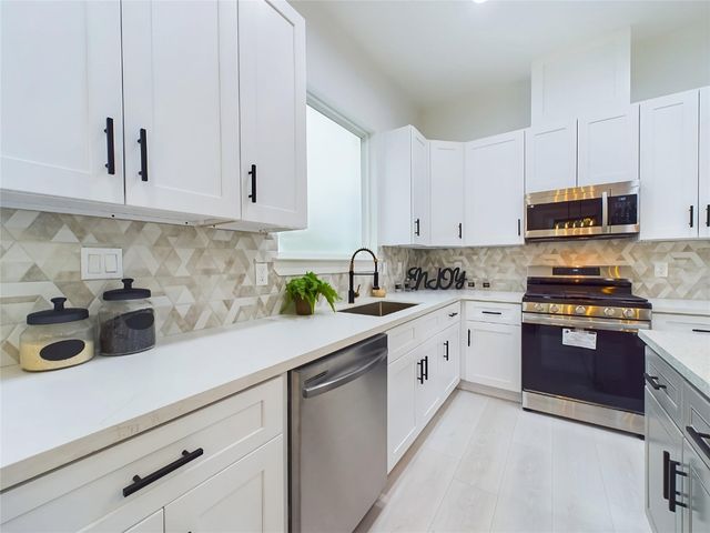 2412 Dalview Street, Houston, TX 77091