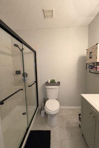 1966 Alamanda Way, Riviera Beach, FL 33404