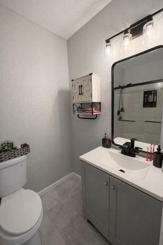 1966 Alamanda Way, Riviera Beach, FL 33404