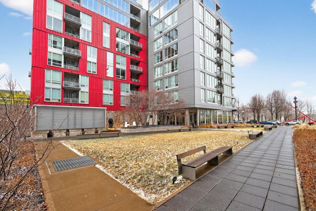 901 S 2nd Street 406, Minneapolis, MN 55415