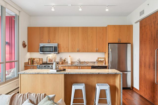 901 S 2nd Street 406, Minneapolis, MN 55415