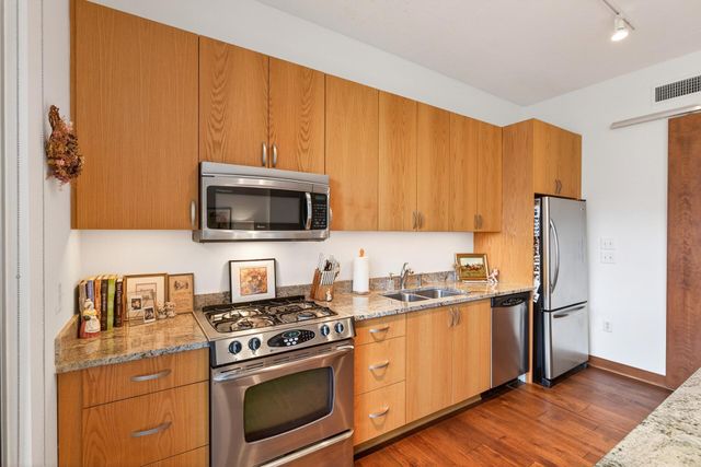 901 S 2nd Street 406, Minneapolis, MN 55415