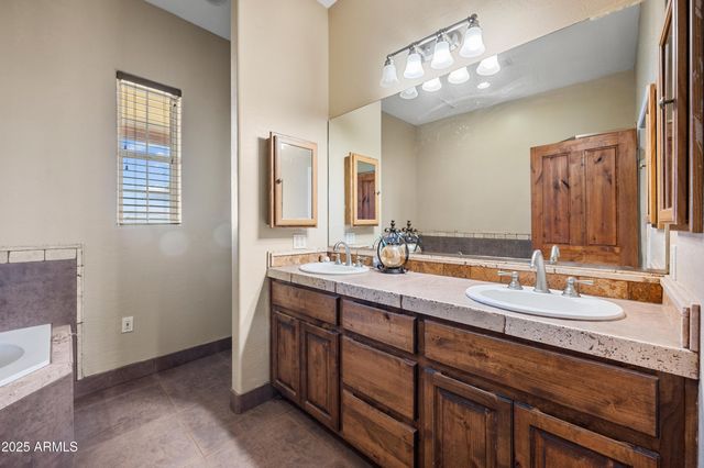 32025 W Marsh Road, Casa Grande, AZ 85193