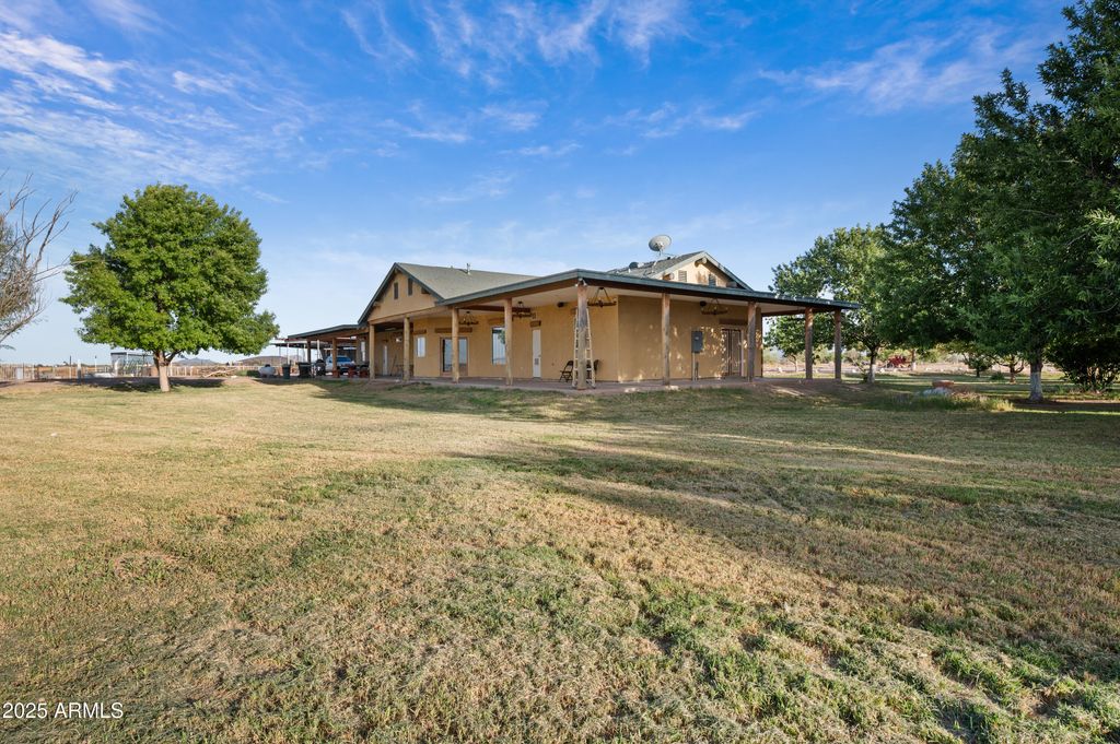 32025 W Marsh Road, Casa Grande, AZ 85193