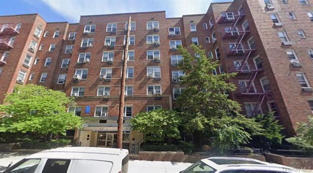 6565 Wetherole St Apt 5S, New York City, NY 11374