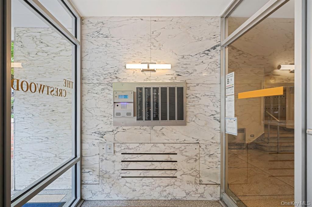 6565 Wetherole St Apt 5S, New York City, NY 11374