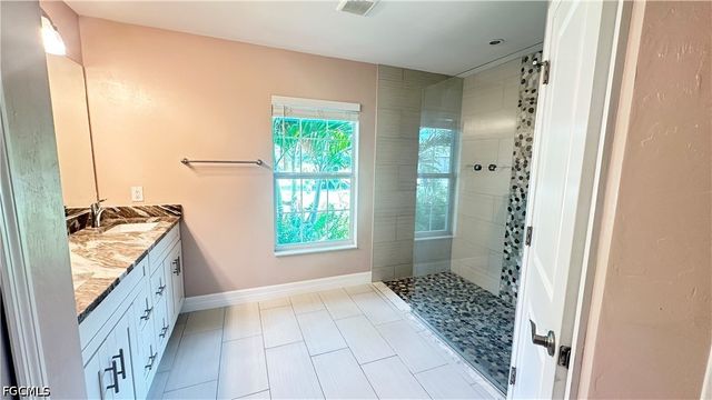 1306 SW 19th LN, Cape Coral, FL 33991