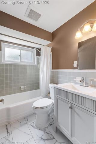 706 E Windemere Avenue, Royal Oak, MI 48073