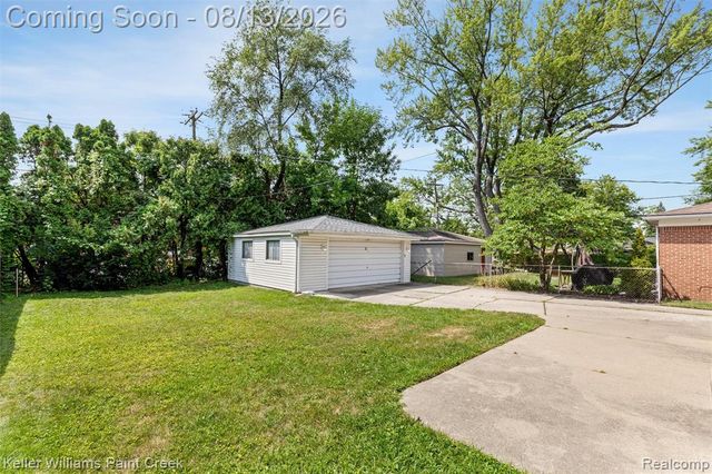 706 E Windemere Avenue, Royal Oak, MI 48073