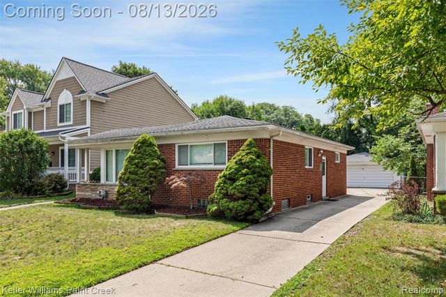 706 E Windemere Avenue, Royal Oak, MI 48073