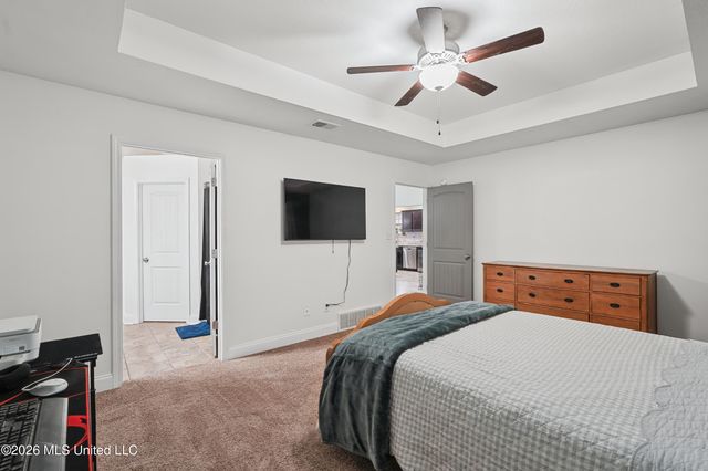 1908 Central Ridge Drive, Southaven, MS 38671