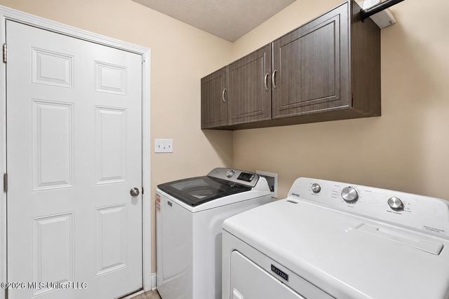 1908 Central Ridge Drive, Southaven, MS 38671