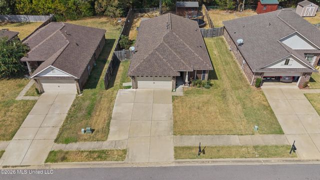1908 Central Ridge Drive, Southaven, MS 38671