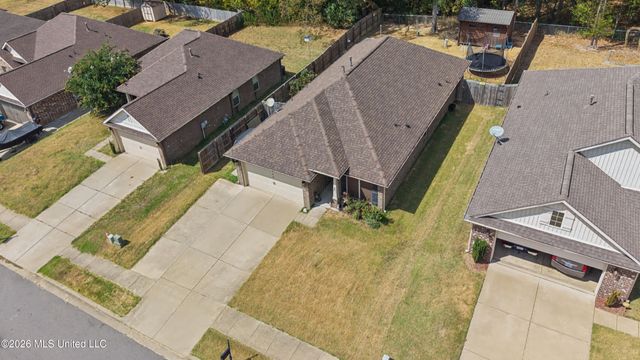 1908 Central Ridge Drive, Southaven, MS 38671