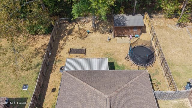 1908 Central Ridge Drive, Southaven, MS 38671