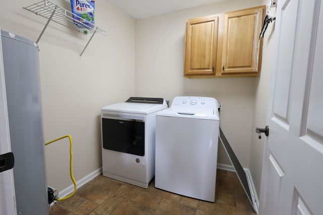 524 Oakwood Dr, Houma, LA 70363