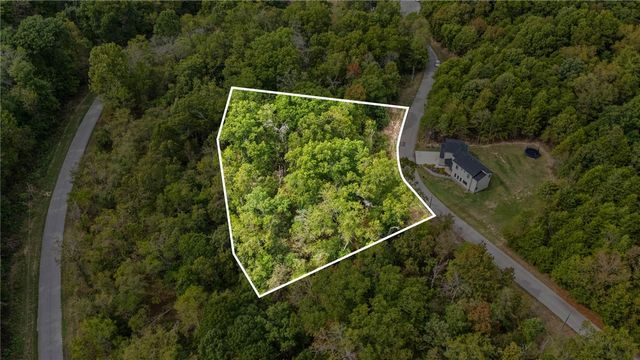 Seaton Drive, Bella Vista, AR 72714