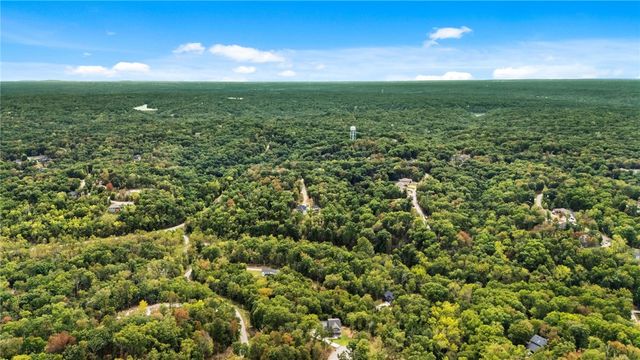 Seaton Drive, Bella Vista, AR 72714