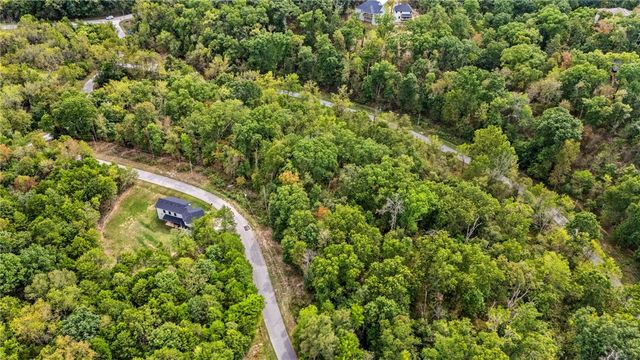 Seaton Drive, Bella Vista, AR 72714