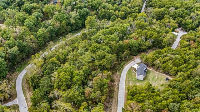 Seaton Drive, Bella Vista, AR 72714