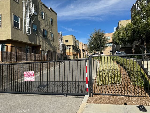 12745 Watt Lane B, Sylmar, CA 91342