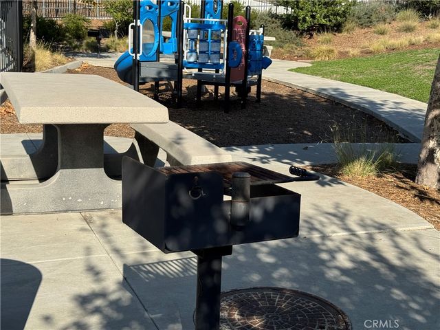 12745 Watt Lane B, Sylmar, CA 91342