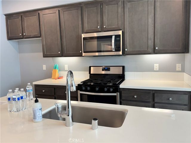 12745 Watt Lane B, Sylmar, CA 91342