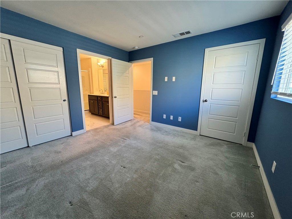 Image 10 of property listing at 12745 Watt Lane B, Sylmar, CA 91342