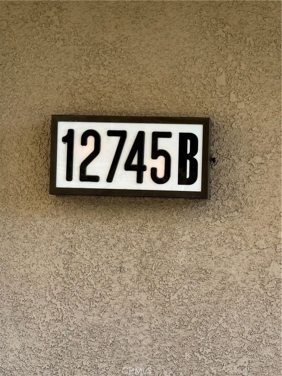 Image 3 of property listing at 12745 Watt Lane B, Sylmar, CA 91342