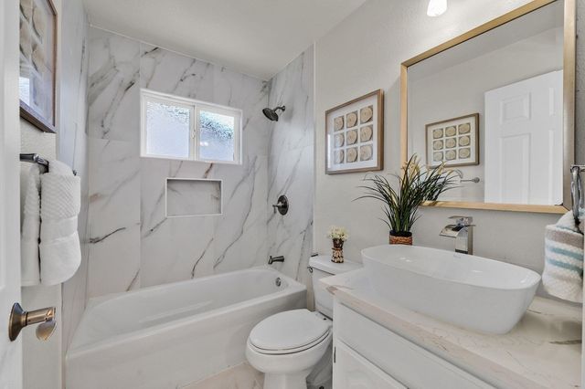 36001 Cabrillo Dr, Fremont, CA 94536