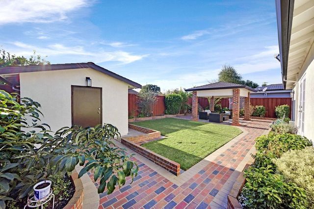 36001 Cabrillo Dr, Fremont, CA 94536